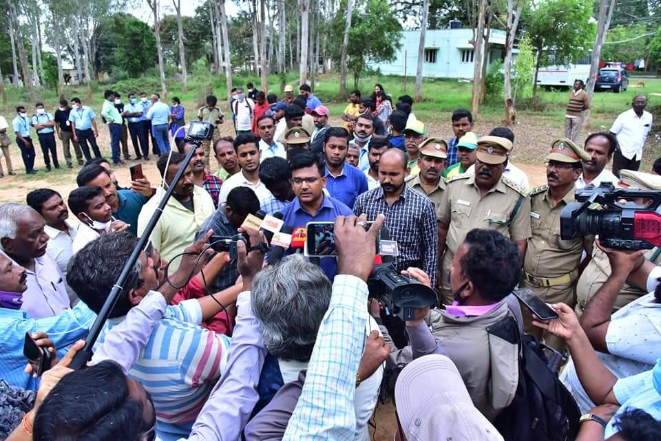 Mr S . Prabhu I.F.S , District Forest Officer speaking to the Media